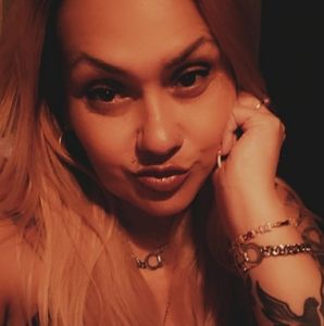 Meet your Posher, Zully